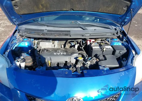 2010 Toyota Yaris z USA, uszkodzony, nr VIN JTDBT4K31A4079073